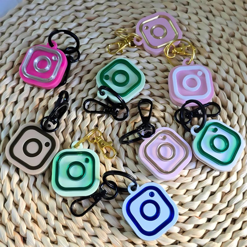 NFC INSTAGRAM KEYCHAIN