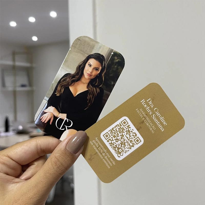 BUSINESS CARD—VERTICAL WITH PHOTO